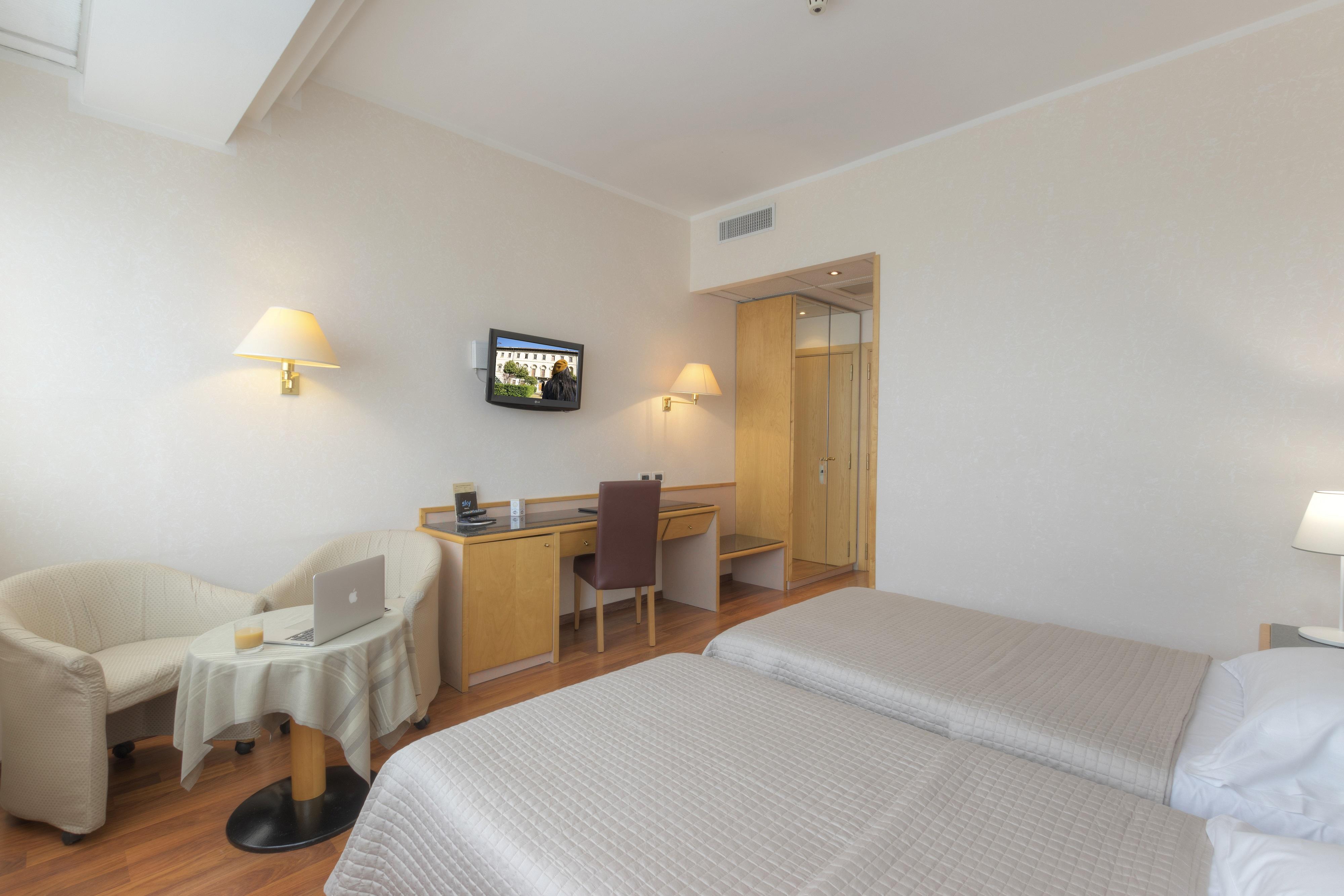 Hotel Minerva Arezzo Exterior photo